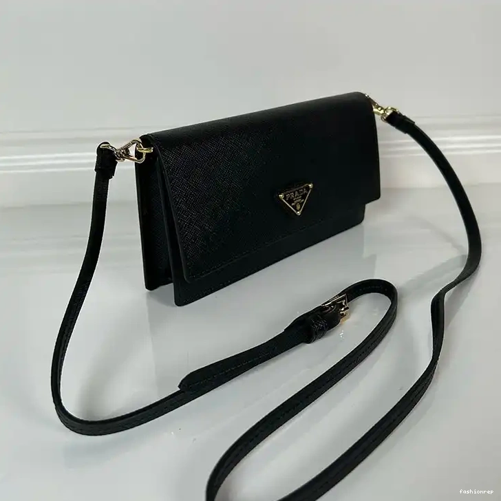 Fashionrep 2411YA0016 Bags Prada 1015